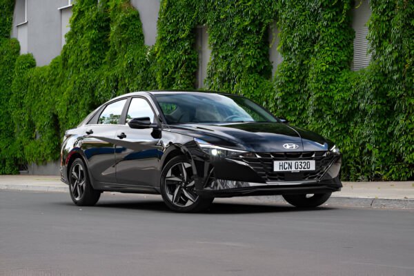Hyundai Elantra 2020